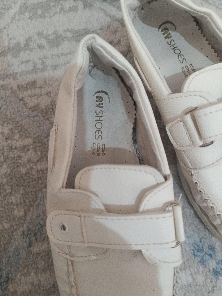 Beyaz Tokalı Erkek Çocuk Günlük Ayakkabı - Görsel 4