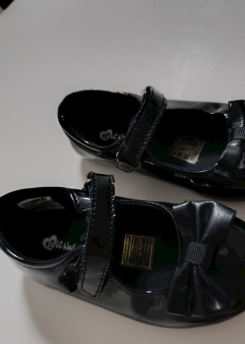 Kız Çocuk Siyah Rugan Fiyonk Detaylı Babet - Görsel 2