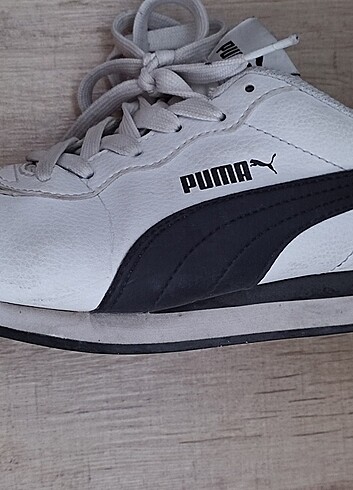 36 Beden beyaz Renk Puma ayakkabı 