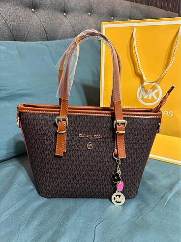 MK ve Dior Özel İlan