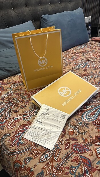 Guess Guess ve MK Paket Set Özel ilan