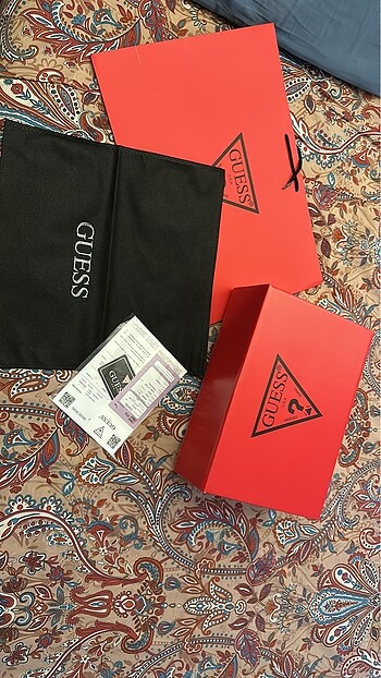 Guess ve MK Paket Set Özel ilan