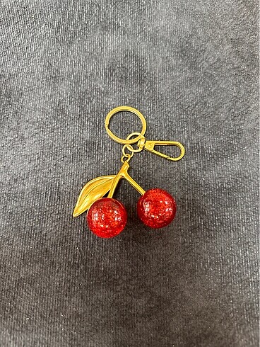 Coach Kirazlı Charm Aksesuar