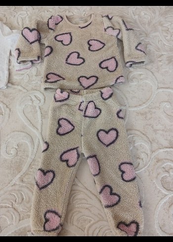Kız Çocuk Pembe Peluş Kalp Desenli Takım