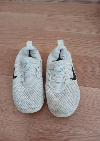Nike Beyaz Erkek Çocuk Spor Ayakkabı
