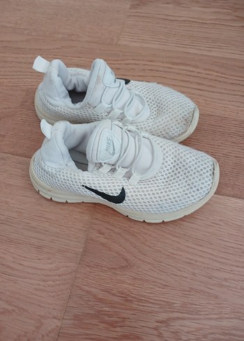 Nike Nike Beyaz Erkek Çocuk Spor Ayakkabı