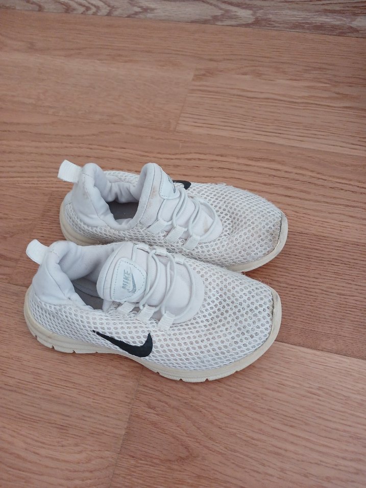 Nike Beyaz Erkek Çocuk Spor Ayakkabı - Görsel 5