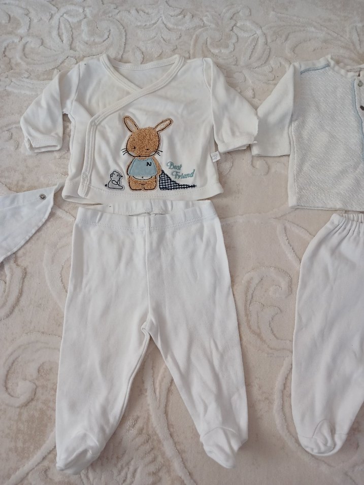 Beyaz Örme Pamuklu Bebek Erkek Takımı - Görsel 4