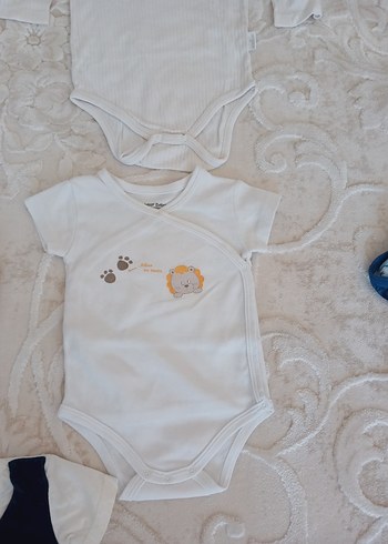 Bebek Kız Beyaz Uzun Kollu V Yaka Body - Görsel 19