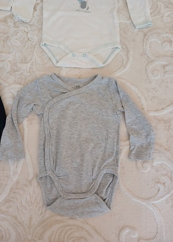 Beyaz Uzun Kollu Bebek Body V Yakalı - Görsel 17