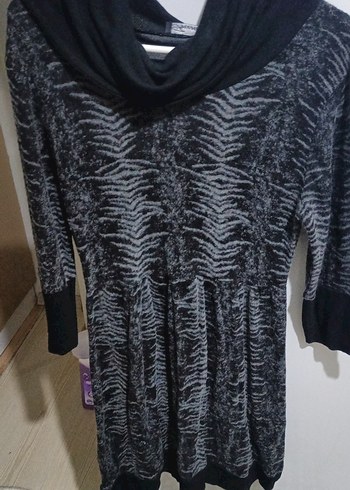 Gri Zebra Desenli Uzun Triko Elbise - Görsel 3