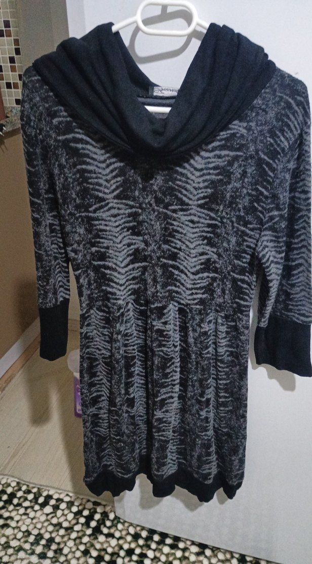 Gri Zebra Desenli Uzun Triko Elbise - Görsel 5