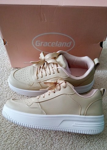 Bej Bağcıklı Platform Kadın Sneaker