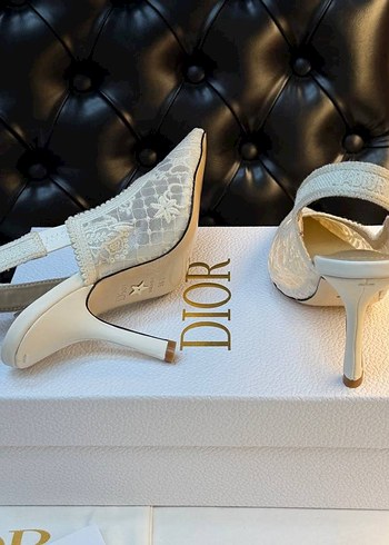 Dior Beyaz Dantel İşlemeli Stiletto - Görsel 2