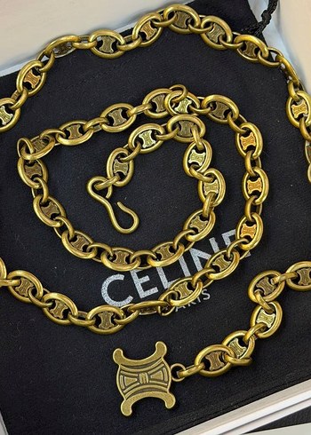 Beyaz Parlak Fırfırlı Celine Saç Aksesuarı - Görsel 2