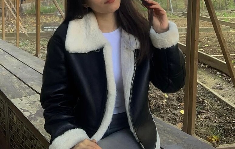 Pull and Bear Kürklü deri ceket