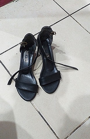 5cm topuklu siyah ayakkabi