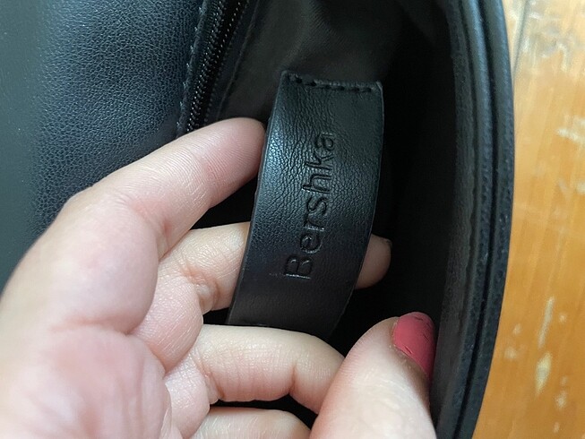  Beden Bershka çanta