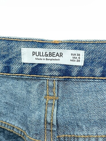 38 Beden çeşitli Renk Pull and Bear Mini Şort %70 İndirimli.