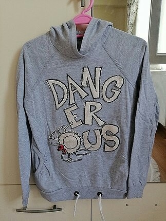 dangerous yazılı sweatshirt 