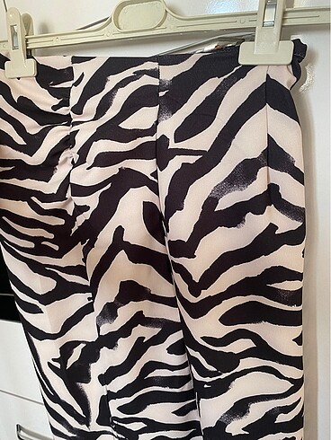 Yırtmaçlı Kalem etek - Görsel 3