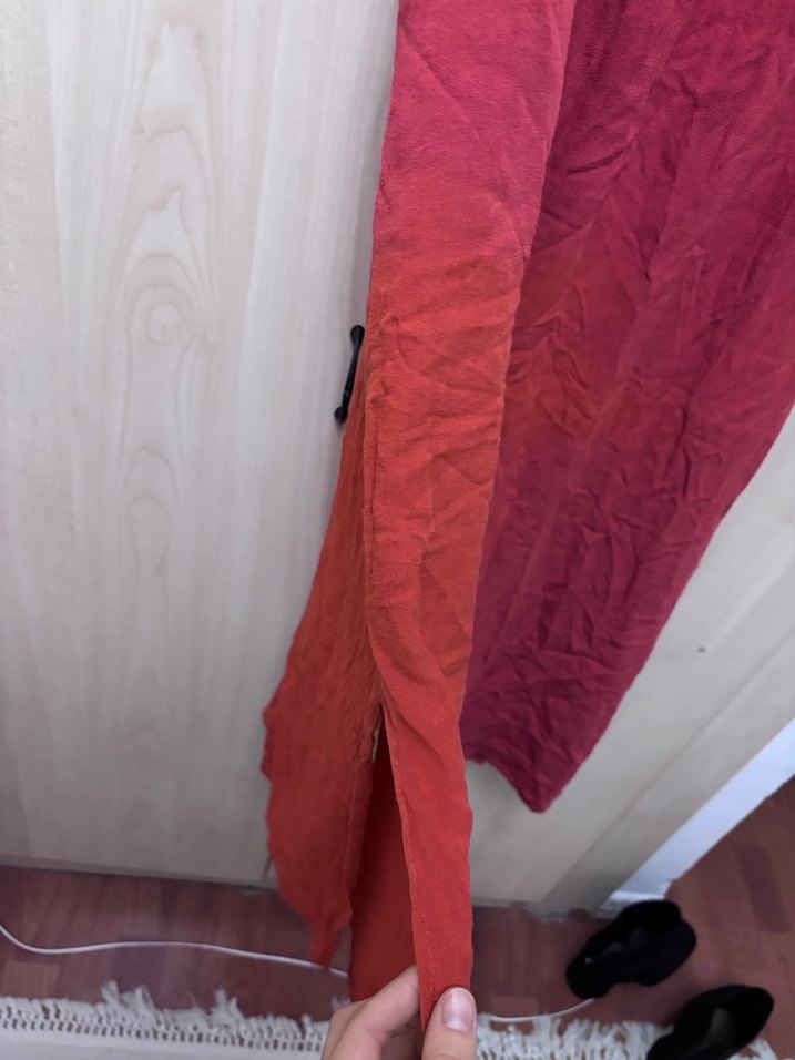 Turuncu V Yaka Dökümlü Hamile Midi Elbise - Görsel 3