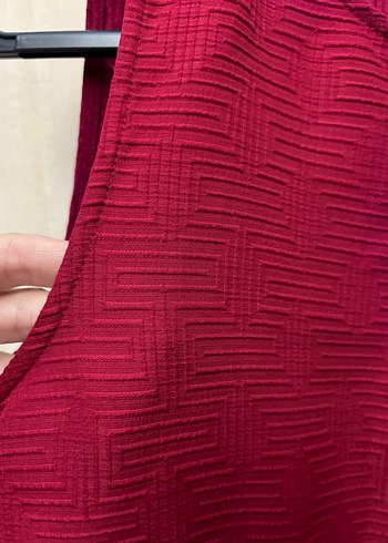 Bordo Piliseli V Yaka Kolsuz Midi Elbise - Görsel 3