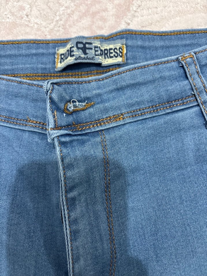 Bohem Tarz Mavi Düğmeli Kadın Kot Pantolon - Görsel 3