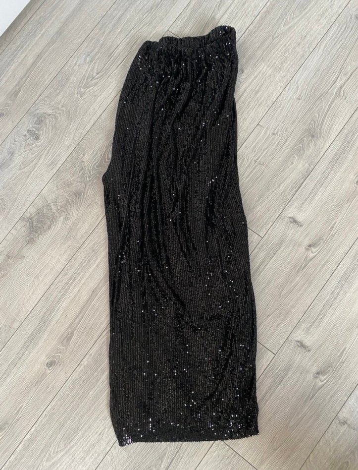 Siyah Payetli Kadın Pantolon - Görsel 3