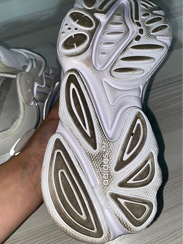 39 Beden beyaz Renk Adidas ozweego