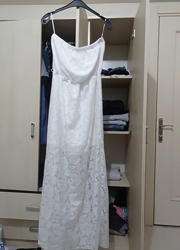 Zara Straplez beyaz dantelli elbise 