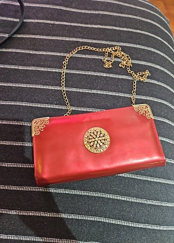 Kırmızı Deri Zincirli Kadın Cüzdanı - Görsel 2