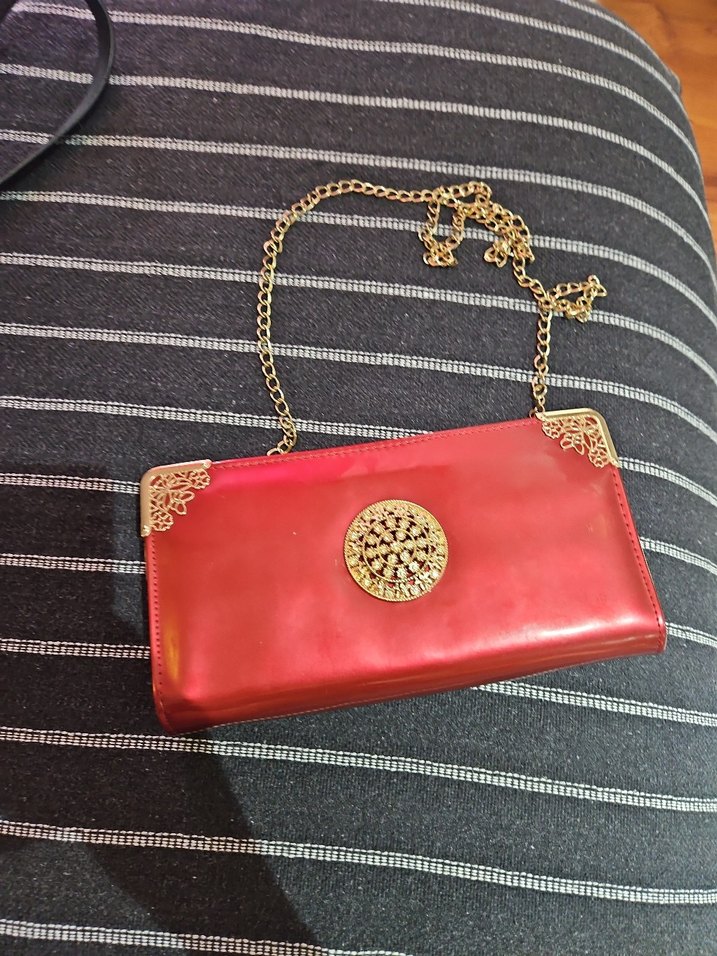 Kırmızı Deri Zincirli Kadın Cüzdanı - Görsel 2