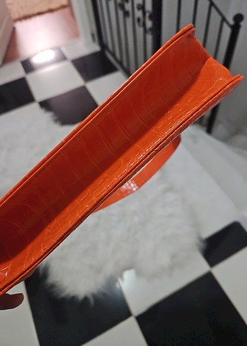 Turuncu Deri Yılan Desenli Kadın Çanta yenidir hic kullanmadim - Görsel 7