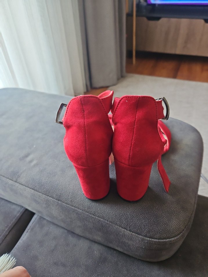 Kırmızı Süet deri Tokalı Kadın Topuklu Ayakkabı - Görsel 5