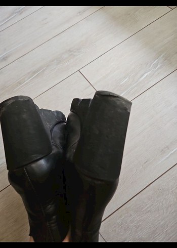 Deri Siyah Dolgu Topuklu Kadın Bot - Görsel 4