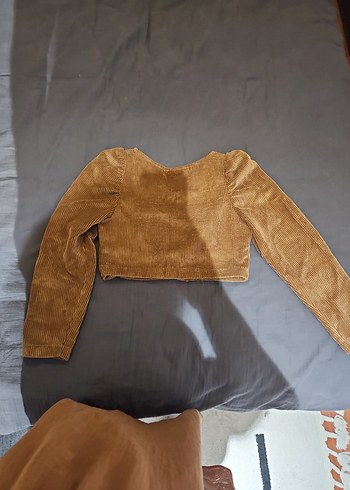 Düğmeli Kahverengi Kadife Bluz - Görsel 4