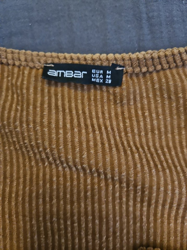 Düğmeli Kahverengi Kadife Bluz - Görsel 3