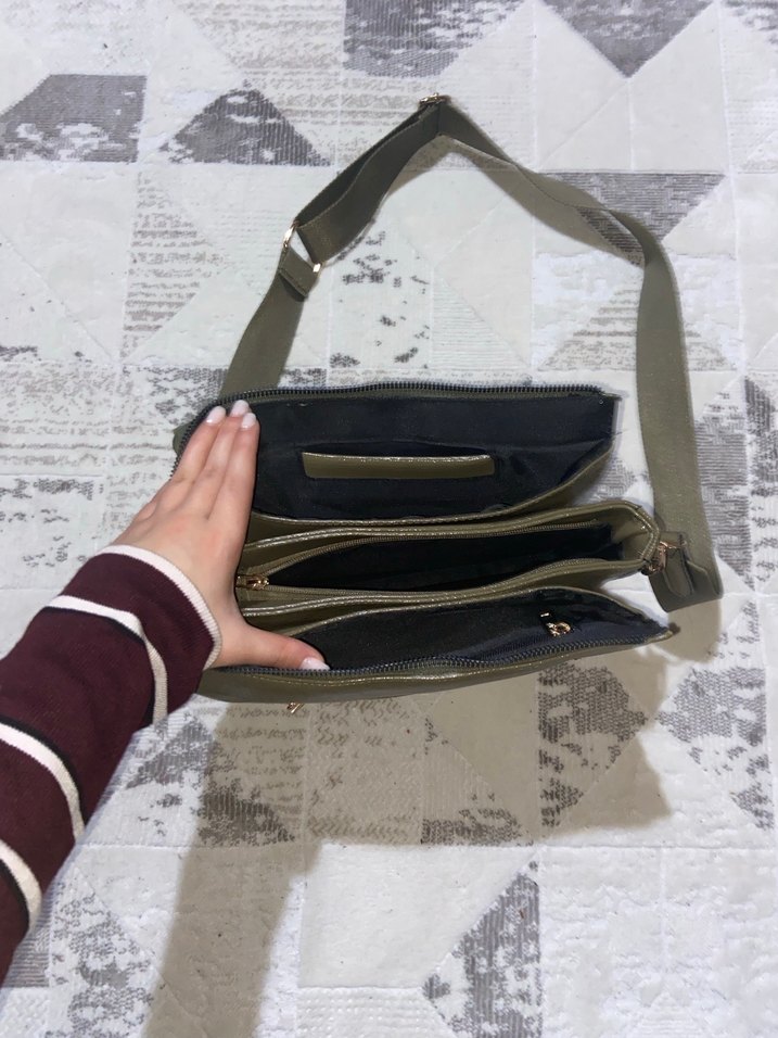 Yeşil Deri Yılan Desenli Kadın Çanta - Görsel 2