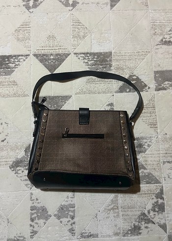 Kahverengi Deri Tokalı Kadın Çantası - Görsel 3