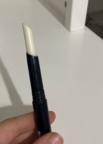 Beden beyaz Renk MAC Prep + Prime Ruj Bazı