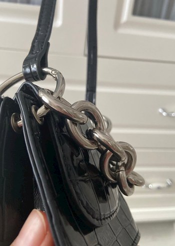 Stradivarius   Zincirli Çanta - Görsel 4