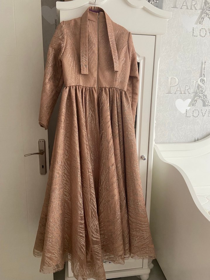 Meliha tarhanacı sindy abiye - Görsel 4