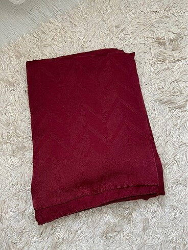 Suud Collection Armanda jakarlı şal