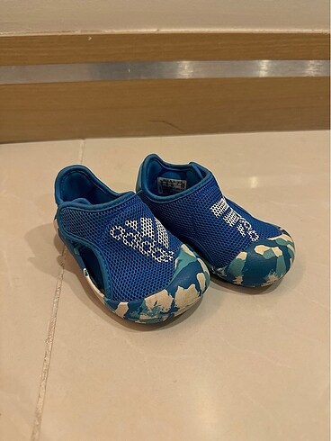 Adidas sandalet havuz deniz ayakkabı