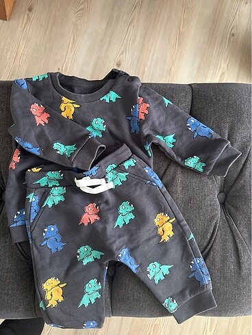 Marks & Spencer erkek bebek eşofman takım