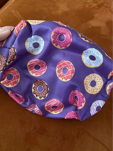 Donut makyaj çantası
