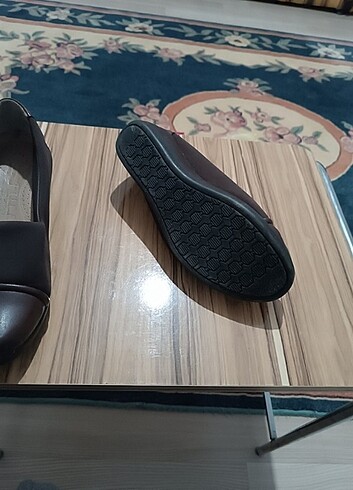 37 Beden kahverengi Renk Sağlam hiçbir sıkıntısı yok 