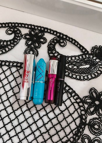 Renkli Çoklu Ruj Seti - Görsel 2