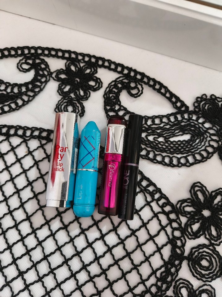 Renkli Çoklu Ruj Seti - Görsel 2